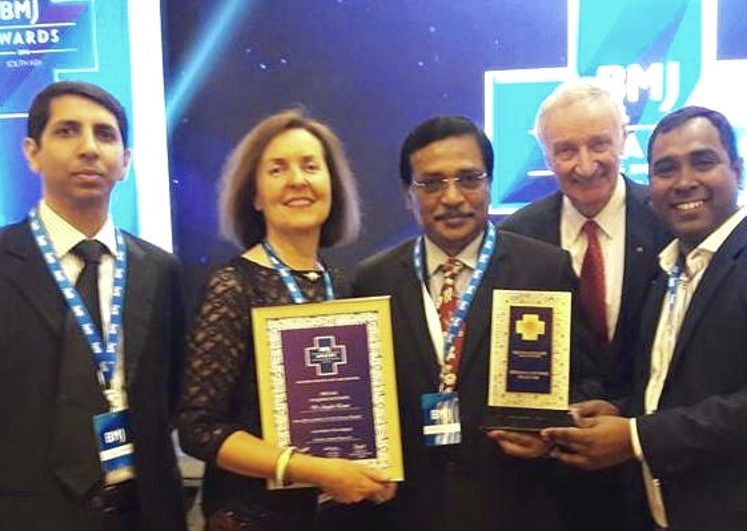 Walk for Life team receiving the BMJ Award